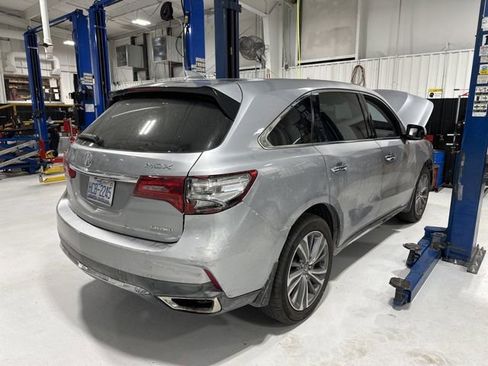 Used 2017 Acura MDX SH-AWD w/ Technology Package image 9