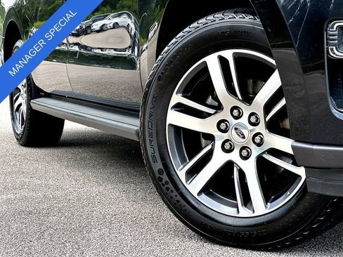 Used 2024 Ford Expedition Max Limited AWD/4WD image 2