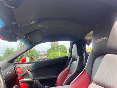 Used 2008 Chevrolet Corvette Z06 w/ Preferred Equipment Group RWD image 12
