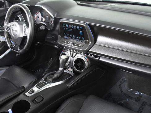 Used 2016 Chevrolet Camaro LT image 24