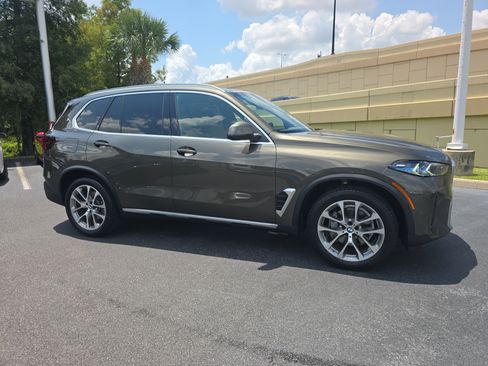 Used 2026 BMW X5 sDrive40i RWD image 1