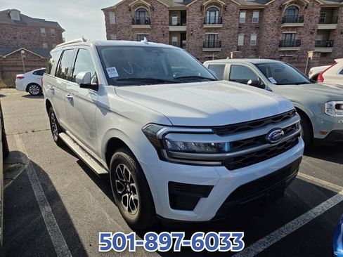Certified 2023 Ford Expedition XLT RWD image 2