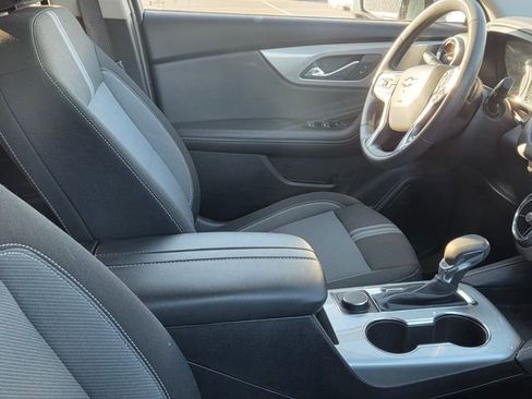 Used 2025 Chevrolet Blazer LT image 10