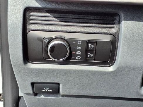 New 2026 Ford F550 4x4 Crew Cab image 16