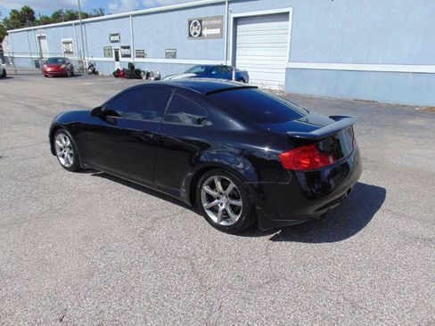 Used 2004 INFINITI G35 Coupe w/ Premium Pkg RWD image 4