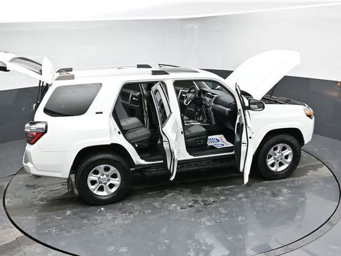 Used 2021 Toyota 4Runner SR5 Premium w/ Moonroof Package image 34