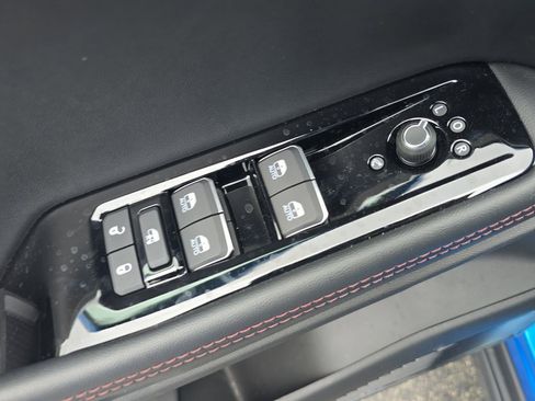 Used 2025 Jeep Wagoneer S Limited AWD/4WD image 17