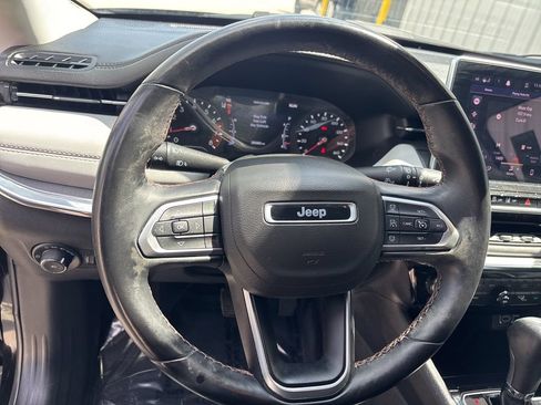 Used 2022 Jeep Compass Limited AWD/4WD image 15