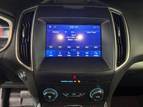 Used 2020 Ford Edge SEL AWD/4WD image 5
