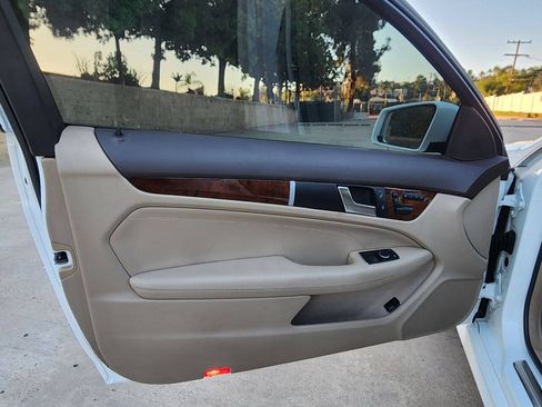 Used 2013 Mercedes-Benz C 250 Coupe image 35