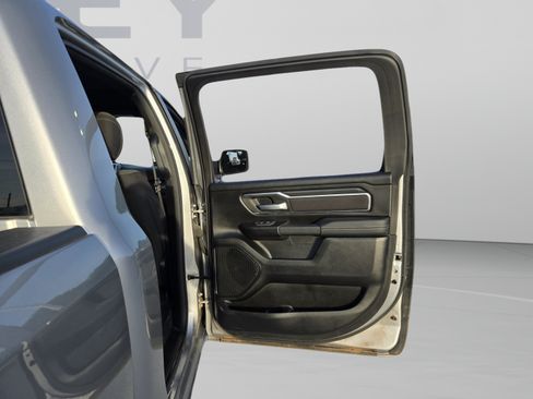 Used 2025 RAM 1500 Big Horn AWD/4WD image 18