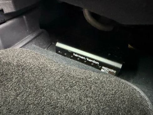 Used 2020 Subaru Ascent Limited w/ Technology Package image 47