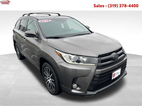 Certified 2018 Toyota Highlander SE AWD/4WD image 9