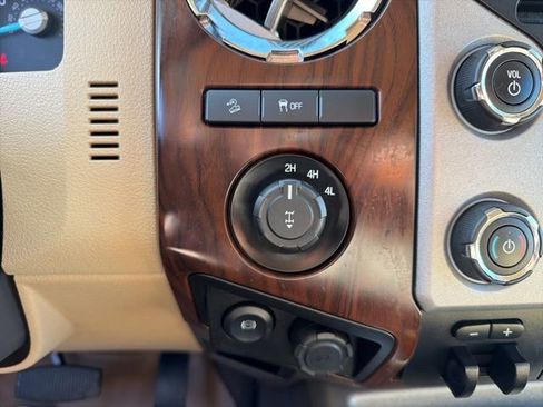 Used 2016 Ford F350 Lariat w/ Lariat Ultimate Package image 32