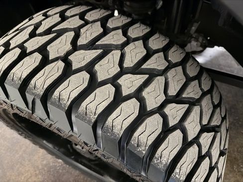 Used 2023 Jeep Wrangler Unlimited Sahara w/ Cold Weather Group image 11