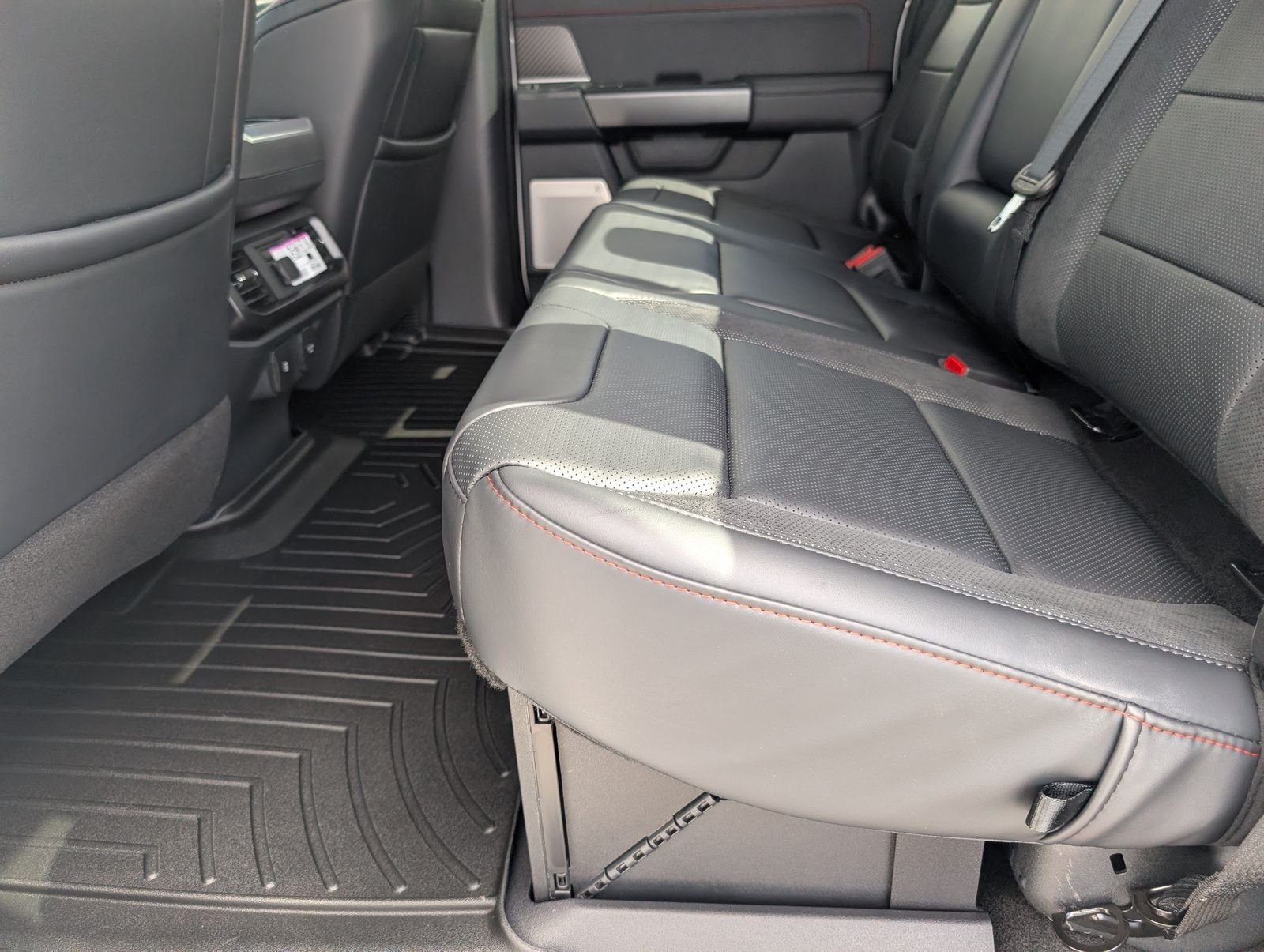 New 2026 Ford F150 Raptor AWD/4WD image 33