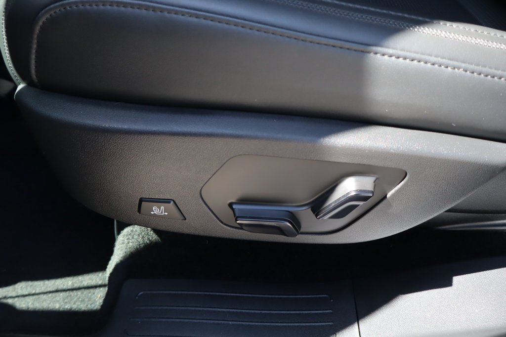 Used 2024 Hyundai Santa Fe Calligraphy AWD/4WD image 34