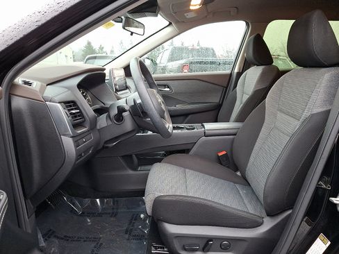 Certified 2023 Nissan Rogue SV image 13