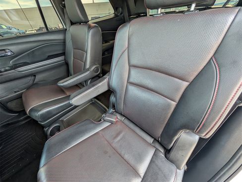 Used 2021 Honda Pilot Black Edition image 25