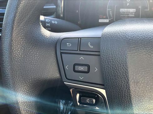 Used 2025 Toyota Camry LE FWD image 25