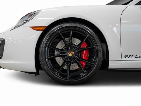 Used 2019 Porsche 911 Carrera 4S image 12