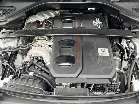 New 2025 Mercedes-Benz GLC 63 AMG S image 34