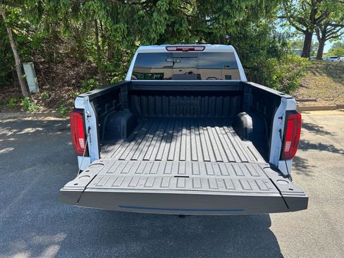 New 2026 GMC Sierra 1500 Denali AWD/4WD image 17