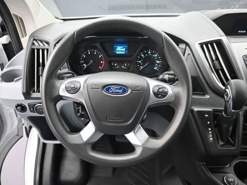 Used 2018 Ford Transit 150 130 Low Roof RWD image 18