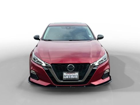 Used 2021 Nissan Altima 2.5 SR w/ SR Premium Package FWD image 8
