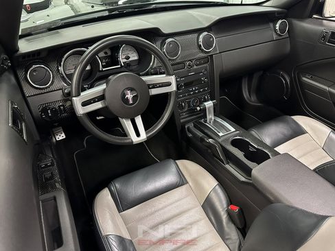 Used 2007 Ford Mustang GT Premium image 32