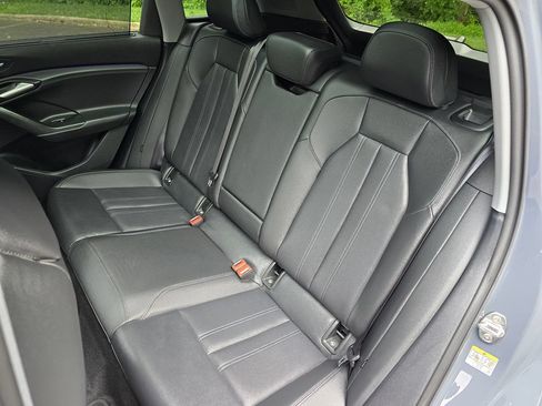 Used 2025 Audi Q6 e-tron Premium Plus w/ Premium Plus AWD/4WD image 17