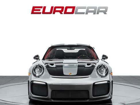 Used 2019 Porsche 911 GT2 RS RWD image 8