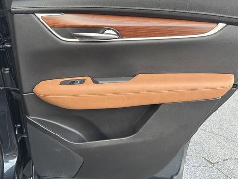 Used 2020 Cadillac XT5 Premium Luxury FWD image 16