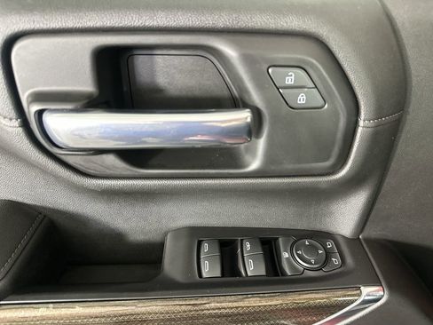 Used 2021 Chevrolet Silverado 1500 LT w/ Convenience Package II AWD/4WD image 24