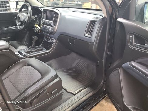 Used 2020 Chevrolet Colorado Z71 image 16