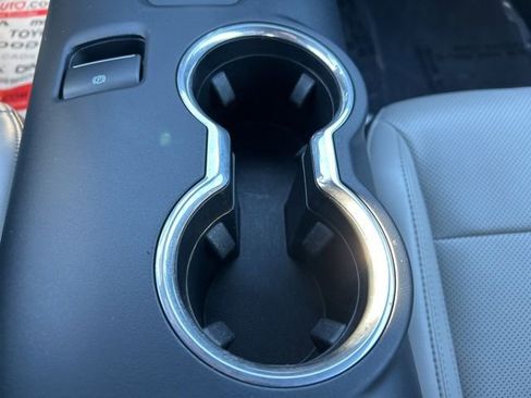 Used 2024 Ford Mustang Premium image 26