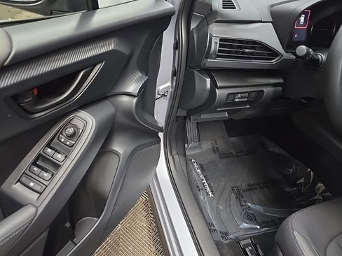 Used 2025 Subaru Crosstrek 2.5i Premium w/ Crosstrek Mirror Package image 30