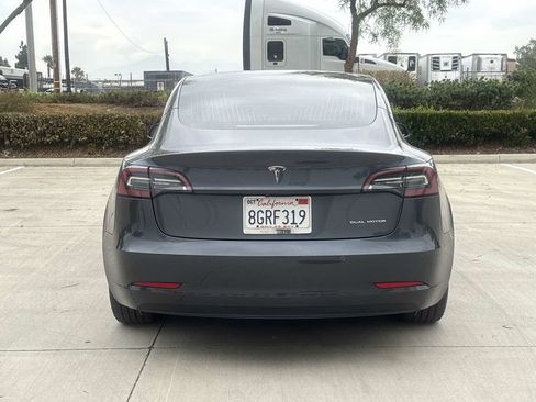 Used 2018 Tesla Model 3 Long Range AWD/4WD image 4