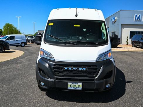 Used 2025 RAM ProMaster 3500 w/ Convenience Group FWD image 10
