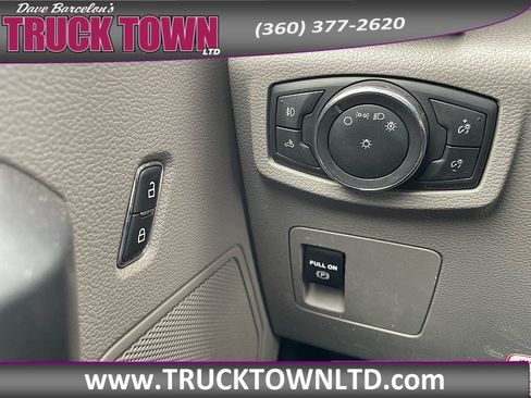 Used 2018 Ford F150 XLT w/ Trailer Tow Package AWD/4WD image 16