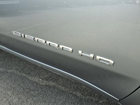 New 2025 GMC Sierra 2500 SLE image 11