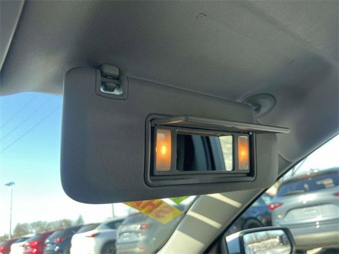 Used 2018 Chevrolet Malibu LT image 33