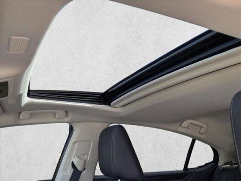 Certified 2025 Lexus ES 300h w/ Premium Package FWD image 14