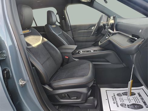 New 2026 Ford Explorer Tremor w/ Tremor Convenience Package image 36