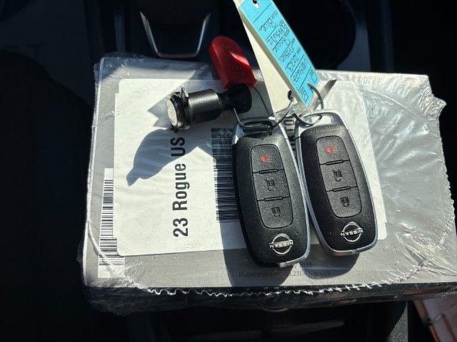 Certified 2023 Nissan Rogue S AWD/4WD image 9