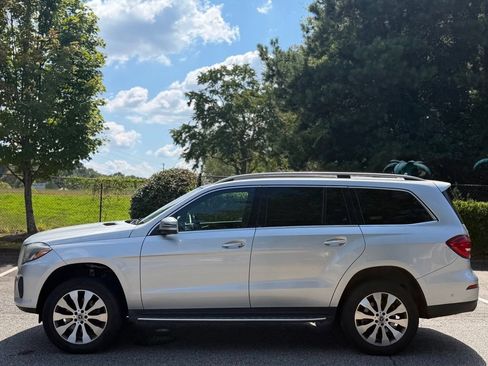 Used 2018 Mercedes-Benz GLS 450 4MATIC image 2