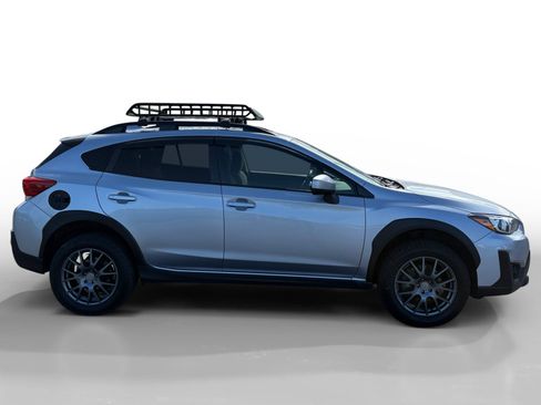 Used 2023 Subaru Crosstrek 2.0i Premium AWD/4WD image 6