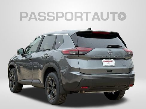 New 2026 Nissan Rogue SV image 4