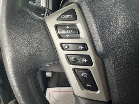 Used 2017 Nissan Titan SL image 14