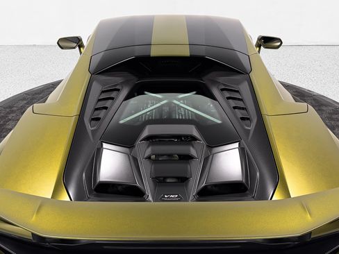 Used 2023 Lamborghini Huracan Tecnica RWD image 11